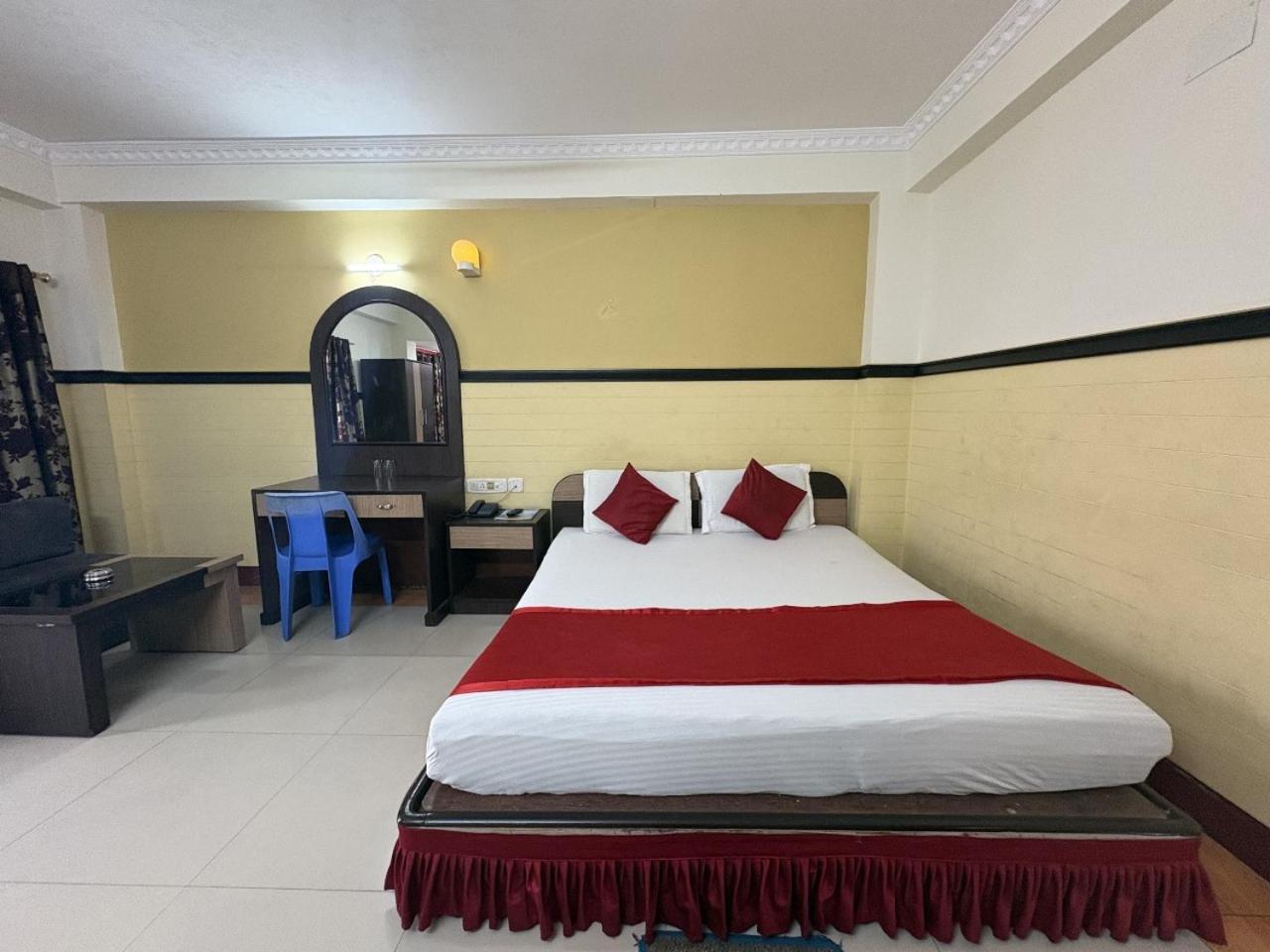 Hotel New Classic Inn Near Sea Beach,Full Air-Conditioning With Restaurant ディガ エクステリア 写真